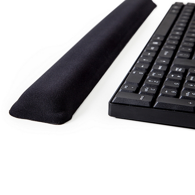 SW ergonomic keyboard, similar to ergonomic wrist support, gel wrist support from ergonomics direct, makro.